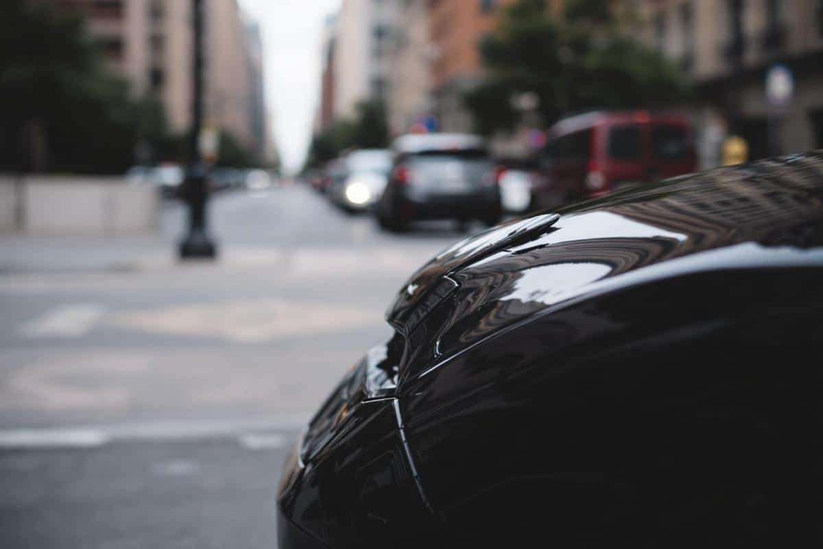 Pourquoi choisir le saphirschwarz métallisé pour votre voiture ?