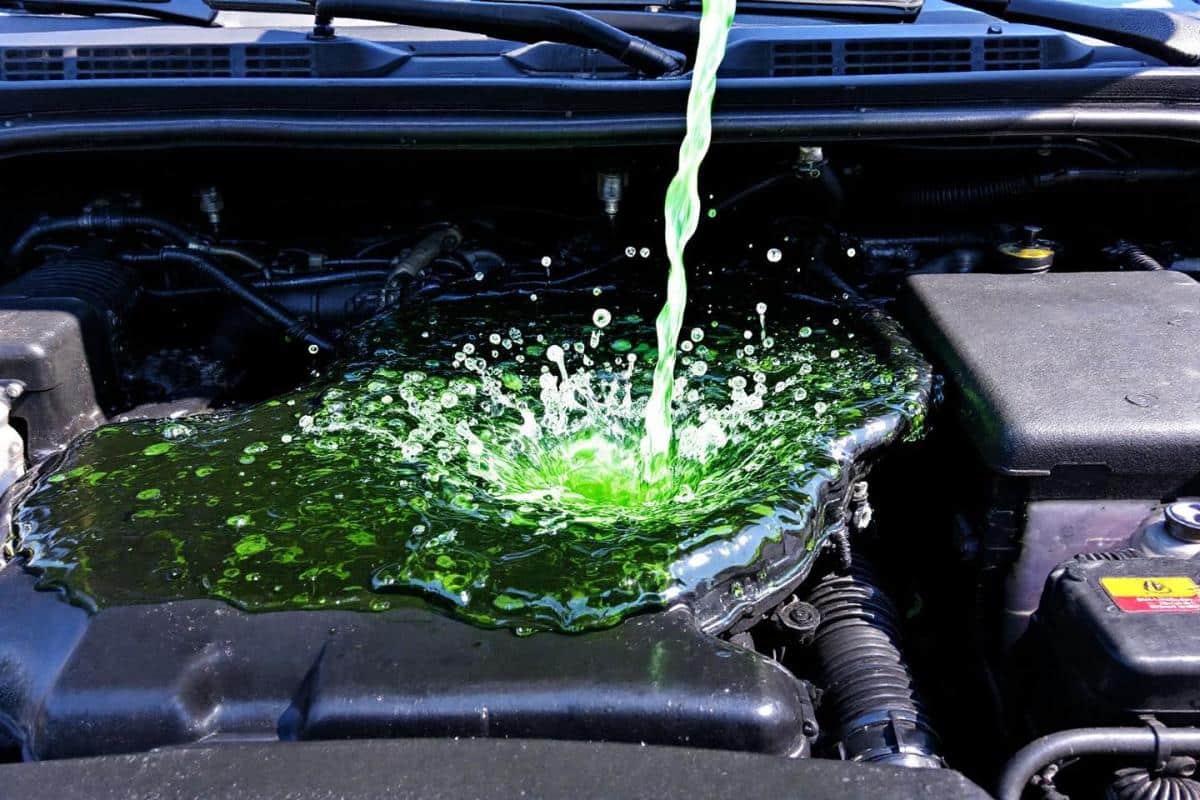 Surconsommation liquide de refroidissement : Causes et solutions